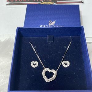 Swarovski Hearts set necklace and earrings.